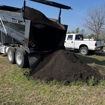 Cibolo Creek Services - Lawn dressing - Dumpster Rental Near Me Cibolo Creek Services - Lawn dressing - Dumpster Rental Near Me