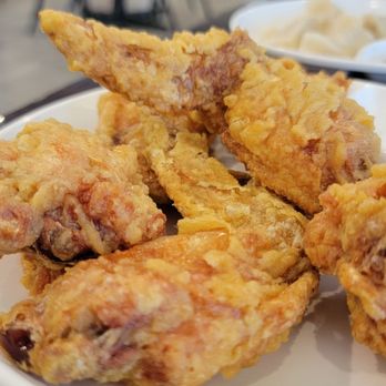 Hong Kong Alleys Kitchen - Fried chicken wings - Cantonese Near Me - Orlando, Florida