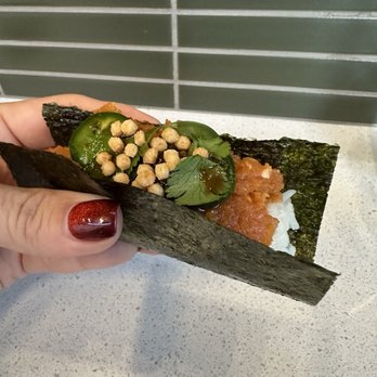 Cuddlefish - Spicy tuna - Coffee & Tea Near Me - Dunwoody, Georgia