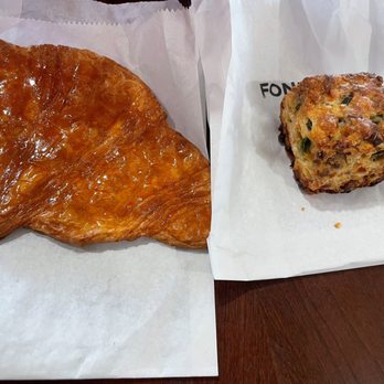 Fondry - Croissant Presse & Pancetta Biscuit. - Cafes Near Me - Los Angeles, California