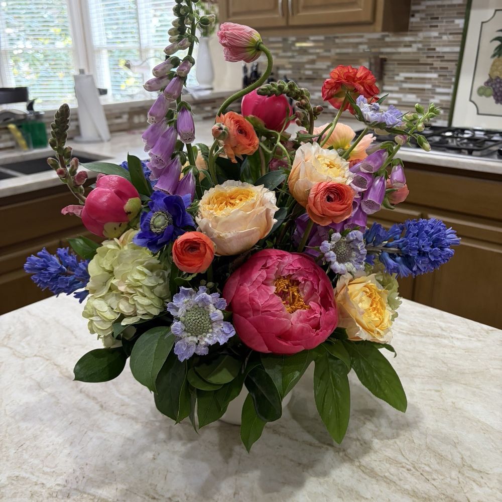 Blooms + Co - Floral Designers Near Me Blooms + Co - Floral Designers Near Me