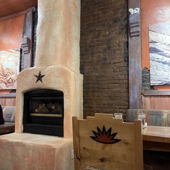 Rocking V Cafe - Decor is very inviting ... - New American Near Me - Kanab, Utah Rocking V Cafe - Decor is very inviting ... - New American Near Me - Kanab, Utah