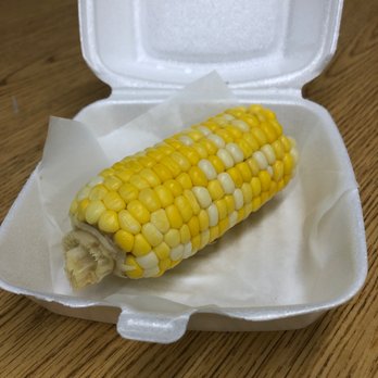 Pecan Penny's - Half a ear of corn $4.00 dollars REALLY!! - Barbeque Near Me - Columbus, Ohio