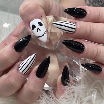 Van-Bella Nails & Spa - Nail Salons Near Me - Calgary, Alberta