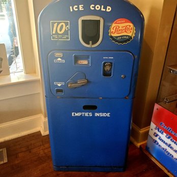 The Pepsi Store - Museums Near Me - New Bern, North Carolina