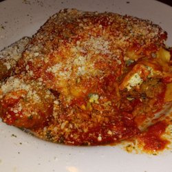 Tozzi's On 12th - Just look at this bella lasagna