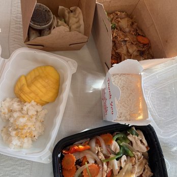 My Thai Cuisine - Potstickers/ 34. Pad See Ew Noodle / 62. Cashew Nut / mango Sticky Rice - Thai Near Me - Tracy, California
