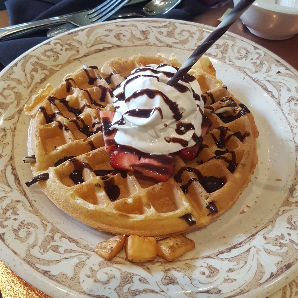 Another Broken Egg Cafe - Chocolate stuffed waffle - American Near Me - Baton Rouge, Louisiana