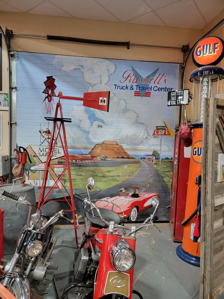 PHILLIPS 66 GAS STATION Updated September 2024 14 Photos I40