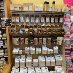 Rachael's Hallmark Shop - Had to see what the hype is about this brand. }:{