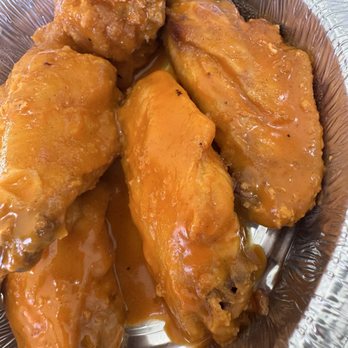 Chick-N-falafel - Wings were fresh perfectly cooked and heavily sauced - Desserts Near Me - Colton, California