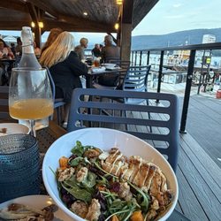 Lighthouse Grill - Autumn salad with chicken