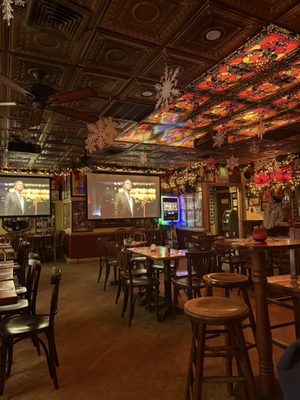 McGillin's Olde Ale House by null