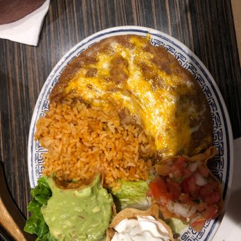 Rodrigo's Mexican Grill - Chicken Fajitas current vibes 06/23/2020 - Mexican Near Me - Temecula, California Rodrigo's Mexican Grill - Chicken Fajitas current vibes 06/23/2020 - Mexican Near Me - Temecula, California