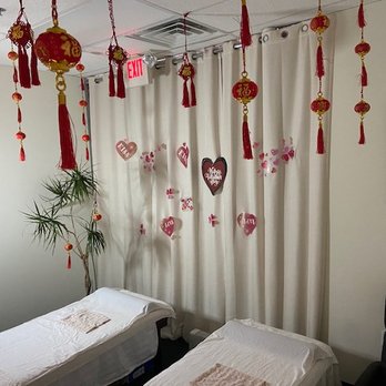 Health Spring Spa - couples massage - Chiropractors Near Me - Milmont Park, Pennsylvania