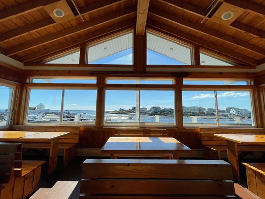 Champlin's Seafood by null