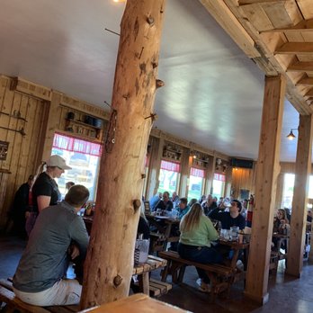 Showdowns Restaurant - Music Venues Near Me - Tropic, Utah Showdowns Restaurant - Music Venues Near Me - Tropic, Utah