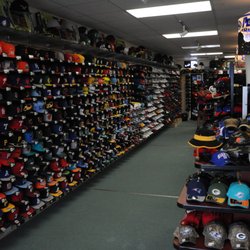 allCampus - Over 20,000 + hats in stock!
