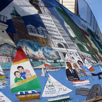 Lakeview Mural Gallery - Public Art Near Me - Oakland, California