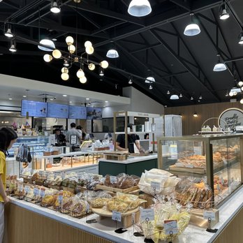 Tous Les Jours - Bakeries Near Me - Chantilly, Virginia Tous Les Jours - Bakeries Near Me - Chantilly, Virginia