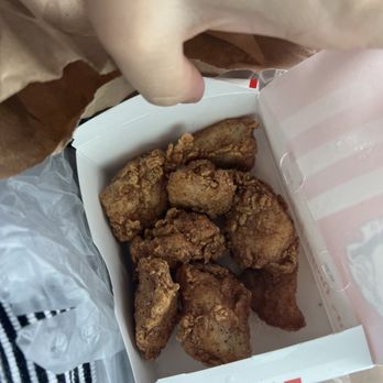 KFC - Nuggets - Fast Food Near Me - Bradenton, Florida