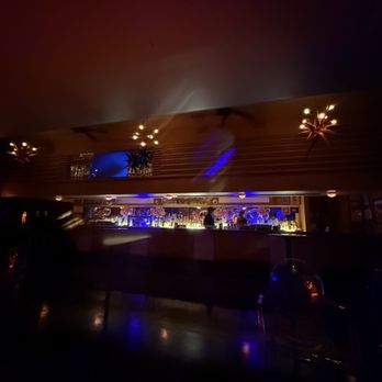 Beauty Bar - Bars Near Me - Chicago, Illinois