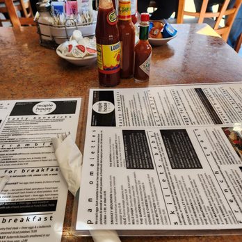 Maple House Café - Breakfast & Brunch Near Me - Mokena, Illinois Maple House Café - Breakfast & Brunch Near Me - Mokena, Illinois