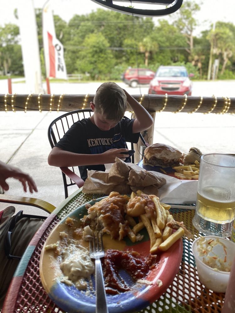 CAFE 776 50 Photos & 84 Reviews Seafood 138 N Indiana Ave