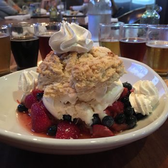 Local Kitchen - Strawberry shortcake! An absolute 10, highly recommended!!! - Cocktail Bars Near Me - Torrance, California Local Kitchen - Strawberry shortcake! An absolute 10, highly recommended!!! - Cocktail Bars Near Me - Torrance, California