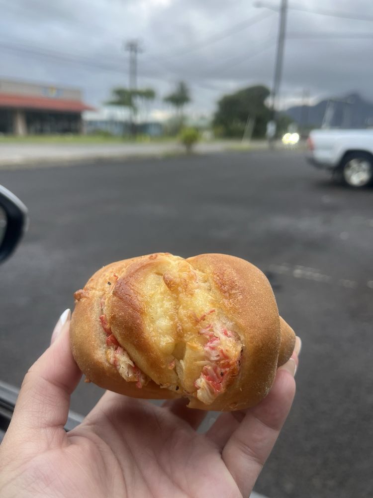 Hanalima Bakery Logo