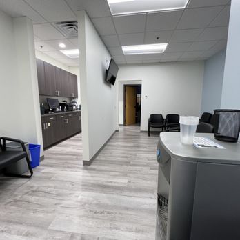 Ophthalmology Physicians & Surgeons - 2nd waiting room area - Ophthalmologists Near Me - North Wales, Pennsylvania Ophthalmology Physicians & Surgeons - 2nd waiting room area - Ophthalmologists Near Me - North Wales, Pennsylvania