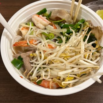 Vietnamese Noodles - #23 w/ added shrimp - Noodles Near Me - Palmdale, California Vietnamese Noodles - #23 w/ added shrimp - Noodles Near Me - Palmdale, California