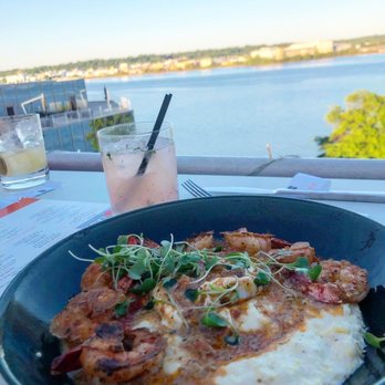 Cafe 44 - Shrimp and grits with outdoor seating! - American Near Me - Alexandria, Virginia Cafe 44 - Shrimp and grits with outdoor seating! - American Near Me - Alexandria, Virginia