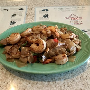 Thai Kitchen - Pad See Ew - stir fry flat noodles with shrimp - Thai Near Me - Temecula, California Thai Kitchen - Pad See Ew - stir fry flat noodles with shrimp - Thai Near Me - Temecula, California