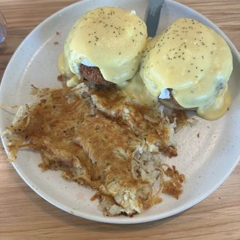 Garden's Gate Cafe - Crab cake Benedict - Breakfast & Brunch Near Me - San Jose, California Garden's Gate Cafe - Crab cake Benedict - Breakfast & Brunch Near Me - San Jose, California