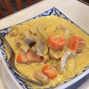Siam Garden Cafe - Yellow curry chicken - Thai Near Me - Honolulu, Hawaii Siam Garden Cafe - Yellow curry chicken - Thai Near Me - Honolulu, Hawaii