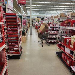 Michaels - Christmas sales have items going quickly