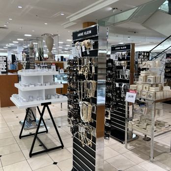 Macy's - Accessories - Department Stores Near Me - Lone Tree, Colorado
