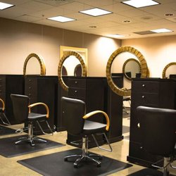 CARMEN! CARMEN! Prestige Salon é Spa - The luxurious Asheville Mall salon interior of CARMEN! CARMEN! Prestige Salon e Spa at Belk- the best salon in Asheville, NC.