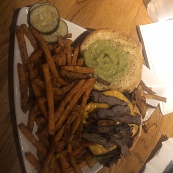 Declan's Irish Pub - Carne Asada Burger - New American Near Me - Chicago, Illinois