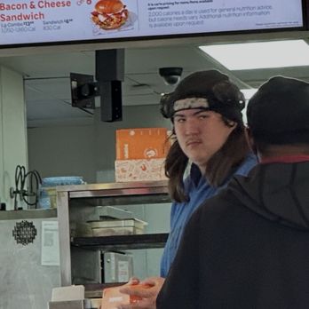 Popeyes Louisiana Kitchen - no hair net, no gloves - Fast Food Near Me - Hickory, North Carolina Popeyes Louisiana Kitchen - no hair net, no gloves - Fast Food Near Me - Hickory, North Carolina