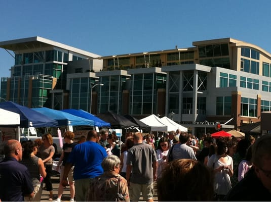 Omaha Farmers Market: Aksarben Village by null