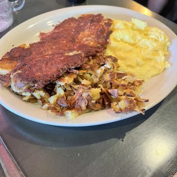 Brunch Snob - Corned beef and hash browns - Breakfast & Brunch Near Me - Phoenix, Arizona
