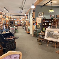 Waverly Square Antiques