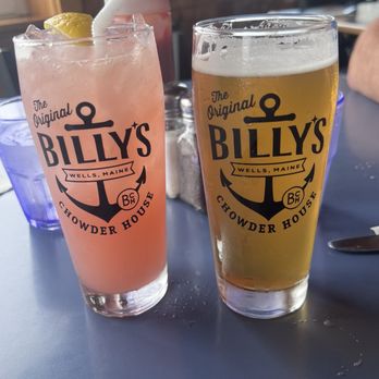 Billy's Chowder House - Raspberry spiked lemonade and IPA - Seafood Near Me - Wells, Maine