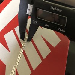 Cape Cod Jewelers - Flat curb chain measured with digital caliper