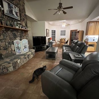 Sauz House Cleaning - Great room with 3 fans and high ceilings cleaned - Home Cleaning Near Me Sauz House Cleaning - Great room with 3 fans and high ceilings cleaned - Home Cleaning Near Me