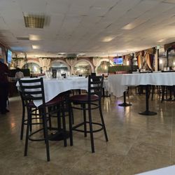 MOV Fusion Bar And Grill - Dining room