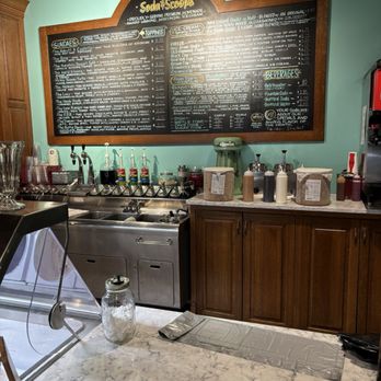 Soda & Scoops - Ice Cream & Frozen Yogurt Near Me - Rolla, Missouri Soda & Scoops - Ice Cream & Frozen Yogurt Near Me - Rolla, Missouri