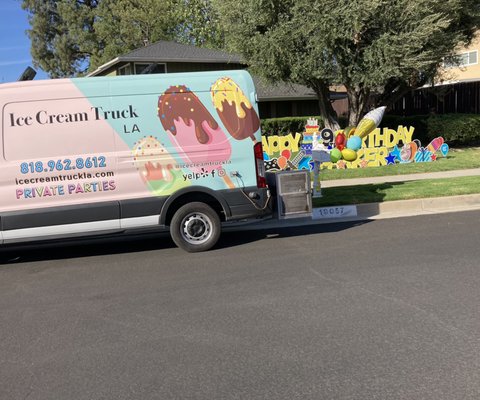 Ice Cream Truck LA by null